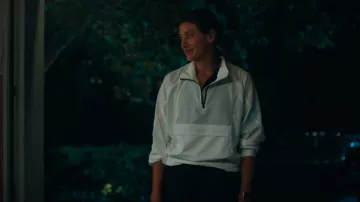 Athleta Boundless Popover worn by Ricky (Perry Mattfeld) as seen in Chad Powers (S01E02)