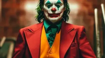 Joker Folie A Deux 2024 Red Suit worn by Arthur Fleck (Joaquin Phoenix) as seen in Joker: Folie à Deux