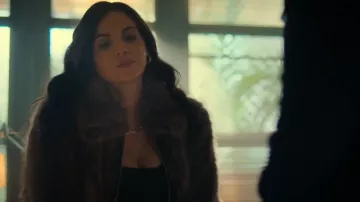 Mango Cropped Fur Jacket worn by Jocelyn 'Bruiser' Stone (Lana Parrilla) as seen in The Rainmaker (S01E08)