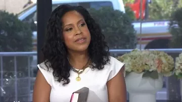 Artizan Joyeria Amelia Layered NEcklace Set Mix worn by Sheinelle Jones as seen in Today on October 7, 2025