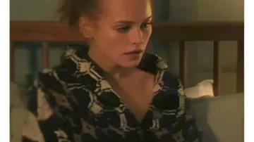 Entretien requis 2025 Madelaine Petsch Cardigan épais