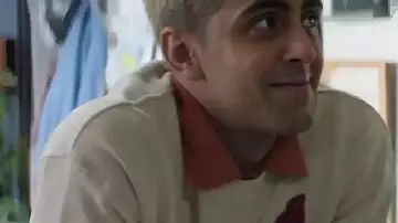 Arian Nik Film Club 2025 Suéter floral como se ve en Film Club (S01)