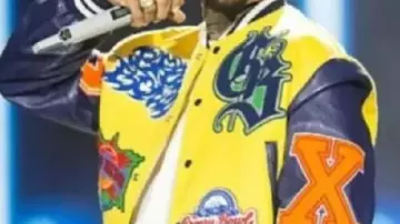 Chaqueta bomber usada por Chris Brown en el día 2 de la gira Breezy Bowl XX (SoFi Stadium)