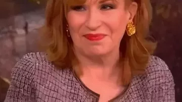 Chaqueta de tweed marrón Joy Behar 2025 de The View usada por Joy Behar como se ve en The View