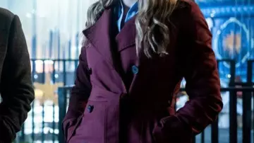 Melissa Roxburgh The Hunting Party Trench Coat of Rebecca 'Bex' Henderson (Melissa Roxburgh) in The Hunting Party (S01E01)