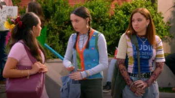 Pilcro Sliced Ballet Graphic Tee worn by Jade Castillo (Carmen Sánchez) as seen in Electric Bloom (S01E08)