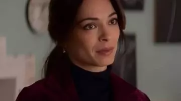Murder in a Small Town S02 Kristin Kreuk Red Velvet Blazer worn by Kristin Kreuk as seen in Murder in a Small Town (2024)