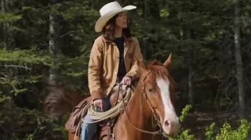 Carhartt Vintage 3 poches en velours côtelé détail veste en toile portée par Lou Fleming (Michelle Morgan) comme on le voit dans Heartland (S19E02)