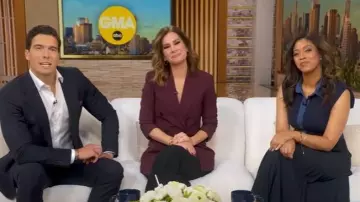 Zara Double Breasted Blazer worn by Rebecca Jarvis as seen in Good Morning America on October 9, 2025