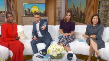 Vestido de polo de Maje Rowell usado por Stephanie Ramos como se ve en Good Morning America el 10 de octubre de 2025