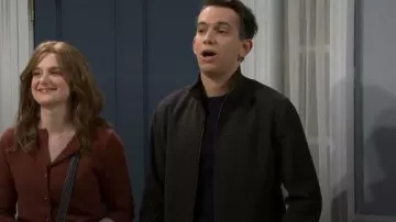Chaqueta a cuadros texturizada de Zara usada por Andrew Dismukes como se ve en Saturday Night Live (S51E02)