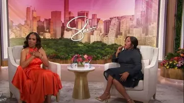 Diane von Furstenberg Nicola Vestido usado por Sheryl Lee Ralph como se ve en Sherri el 10 de octubre de 2025