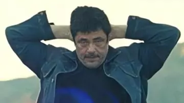 Sensei Sergio Une bataille après l’autre veste en jean (Benicio del Toro) dans la bataille de Baktan Cross