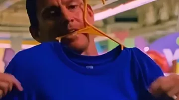 Roofman 2025 Channing Tatum Chemise bleue portée par Jeffrey Manchester (Channing Tatum) dans Roofman