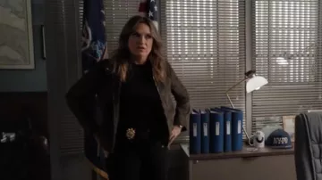Max Mara Suede Jacket worn by Olivia Benson (Mariska Hargitay) as seen in Law & Order: Special Victims Unit (S27E02)