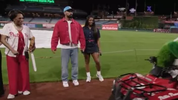 Jordan 4 Retro Oxidized Green worn by O'Shon (Matthew Law) as seen in Abbott Elementary (S05E03)