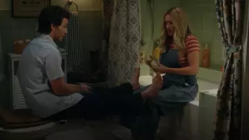 Levi Strauss Signature 90's Vintage Overall worn by Mandy Cooper (Emily Osment) as seen in Georgie & Mandy's First Marriage (S02E01)