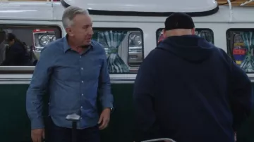 Lands End Roll Sleeve Chambray Shirt worn by Matt Parker (Tim Allen) as seen in Shifting Gears (S02E03)