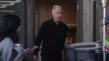 John Smedley Cotswold Polo Sweater porté par Matt Parker (Tim Allen) comme on le voit dans Shifting Gears (S02E03)