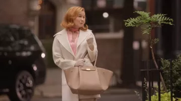 DeMellier Large New York Tote Bag worn by Camila White (Renée Zellweger) as seen in Only Murders in the Building (S05E08)