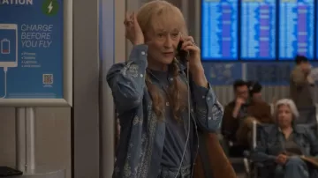 Banana Republic Oversized Embroidered Tencel™ Linen Shirt worn by Loretta Durkin (Meryl Streep) as seen in Only Murders in the Building (S05E08)