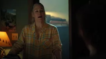 Candace Cameron Bure Yellow Plaid Shirt worn by Maggie Murdaugh (Patricia Arquette) as seen in Murdaugh: Death in the Family (S01E02)