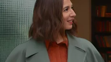 Loot S3 Maya Rudolph Puff Shoulder Coat worn by Molly Novak (Maya Rudolph) in Loot