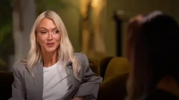 Victoria Beckham Veste à manches sculpturales portée par Zanna Roberts Rassi comme on le voit dans Today le 15 octobre 2025