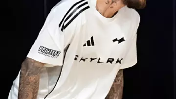 Camiseta blanca usada por (Justin Bieber) en The League