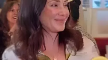 Sin City Rehab Camille Newspaper Shirt worn by Nancy (Jessica Alba) as seen in Sin City