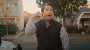Chaleco Barbour Lowerdale usado por Andy Samberg como se ve en Saturday Night Live (S50E07)