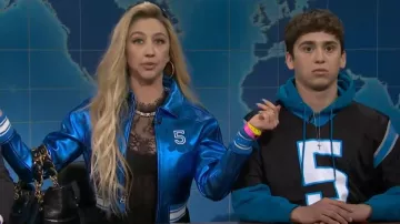 Chaqueta de icono metálico recortada de edición limitada de Avirex usada por Heidi Gardner como se ve en Saturday Night Live (S50E08)