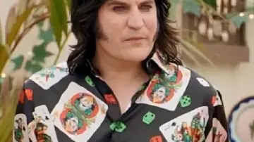 The Great British Bake Off Joker Card Dices Printed Shirt worn by Self - Presenter (Noel Fielding) as seen in The Great British Bake Off (S08E09)