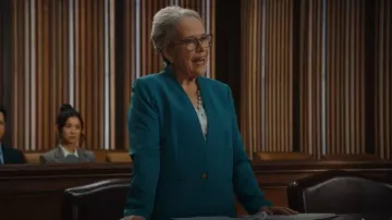 Ann Taylor The Cutaway Blazer worn by Madeline 'Matty' Matlock (Kathy Bates) as seen in Matlock (S02E02)