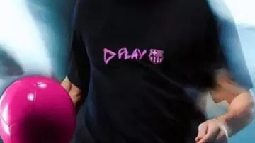 FC Barcelona x Ed Sheeran x Spotify Black T-Shirt worn by Marcus Rashford in TIME TO PLAY. BARÇA x SPOTIFY x ED SHEERAN ▶️