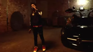 Jeans Amiri Black & Red Watercolor MX1 porté par A Boogie wit da Hoodie en J.I. - R&B Shit (feat. A Boogie Wit Da Hoodie) (Clip Officiel)