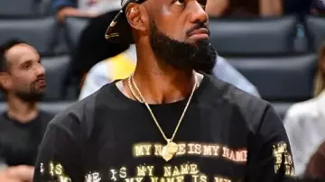 Sudadera estampada de pretemporada 2025 de LeBron James LA Lakers