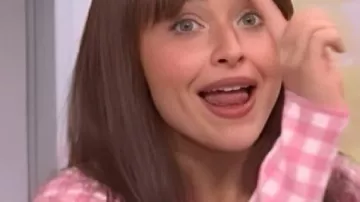 Saturday Night Live Gingham Pink Cardigan worn by Sabrina Carpenter as seen in Saturday Night Live