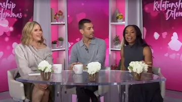 Pull Bernadette porté par Jenna Bush Hager comme on le voit dans Today with Jenna & Friends le 17 octobre 2025