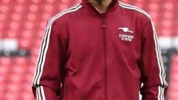 Veste portée par Mikel Arteta lors de l’UEFA Champions League 2025/26 Phase MD1