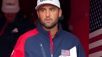 Chaqueta de lluvia Scottie Scheffler Team USA Ryder Cup 2025