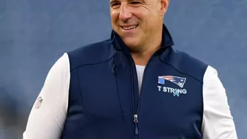 Chaleco Mike Vrabel New England Patriots 2025