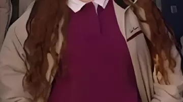 Tan Cotton Jacket worn by (Rowan Robinson) in Brassic