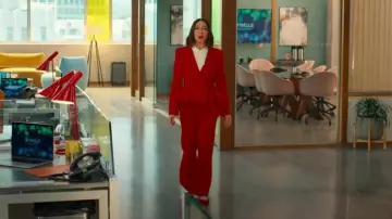 Safiyaa Halluana Scarlet Red Trousers worn by Molly Novak (Maya Rudolph) as seen in Loot (S03E03)