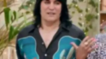 Gran Bake Off Británico S16 Camiseta con estampado de cactus Noel Fielding de Noel Fielding en The Great British Bake Off
