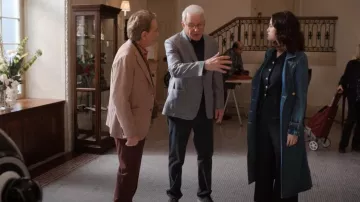 L'Agence Bradley Trench Coat worn by Mabel Mora (Selena Gomez) as seen in Only Murders in the Building (S05E09)