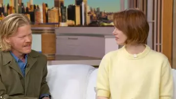 Khaite Davin Short-Sleeve Cashmere Sweater worn by Emma Stone as seen in Good Morning America on October 20, 2025