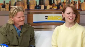 Tiffany Hoop Earrings worn by Emma Stone as seen in Good Morning America on  October 20, 2025