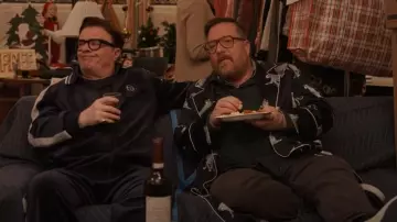 Petite Plume Silk Long Robe in Panthère de Nuit worn by Howard (Michael Cyril Creighton) as seen in Only Murders in the Building (S05E09)