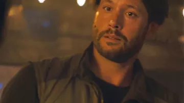 Tracker S03 Jensen Ackles Zip Vest as seen in Tracker (S03E01)